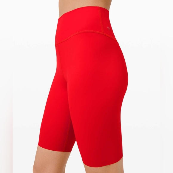 NWOT Lululemon Train to Beach HR Shorts 6 - Picture 2 of 6